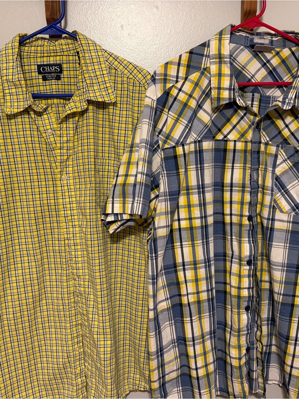 Bundle of 6 mens XXL  SS Button-Down Shirts. Various name brands.